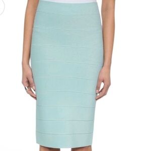NWT. BCBG MaxAzria. Pencil Skirt. Size XS